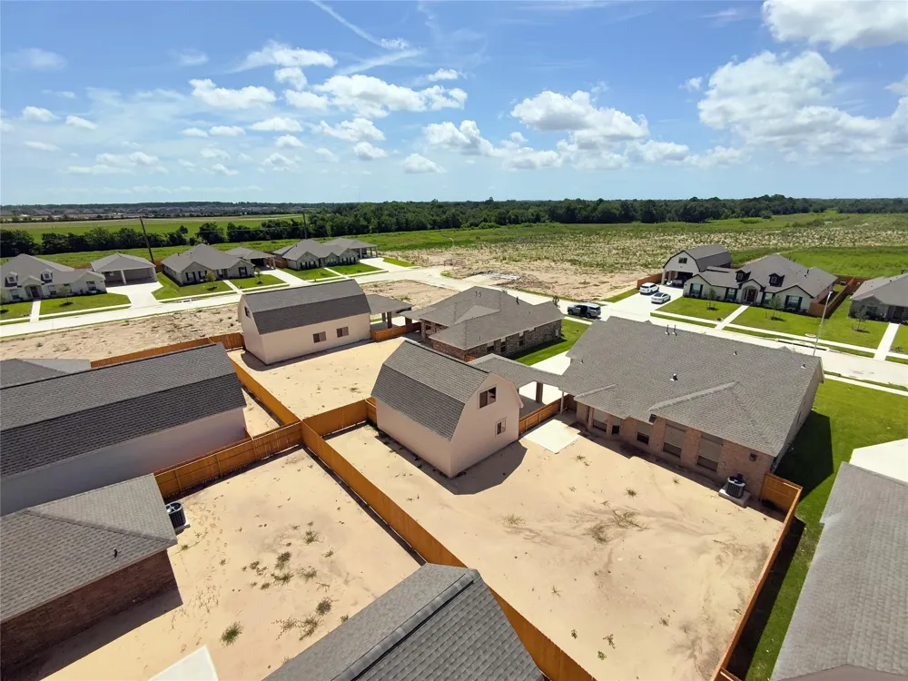 2210 Fortuna Drive League City, TX 77539