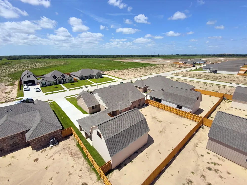 2210 Fortuna Drive League City, TX 77539