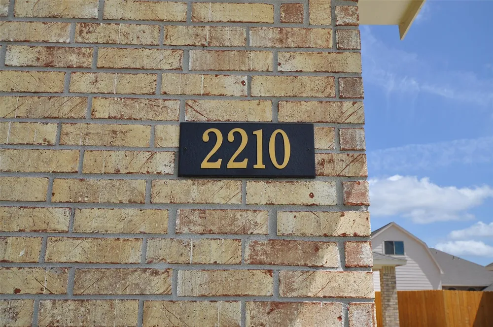 2210 Fortuna Drive League City, TX 77539