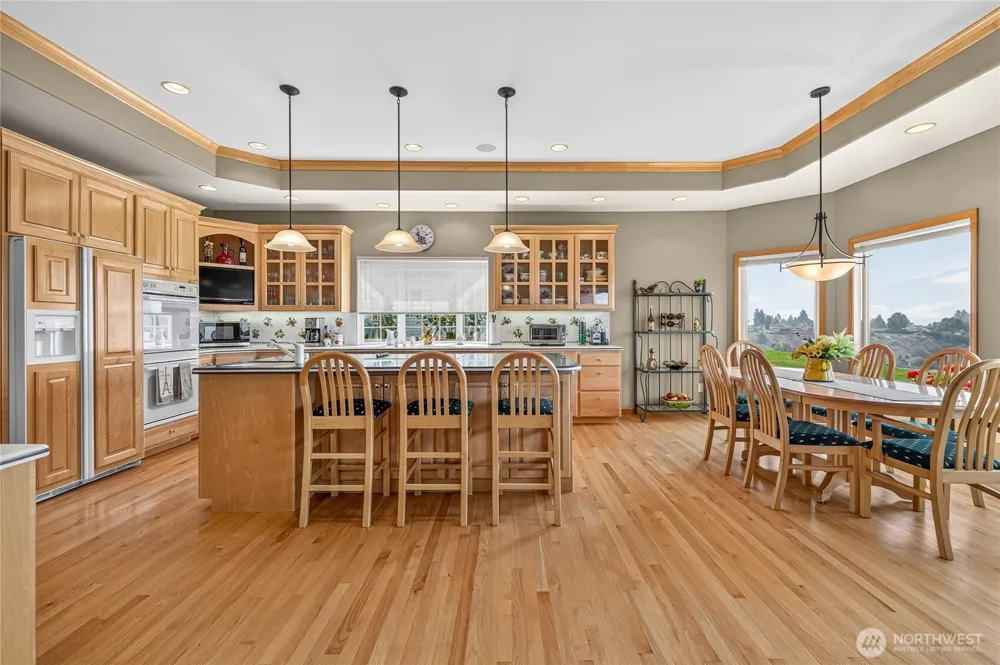 132 Bogey Boulevard Chelan, WA 98816