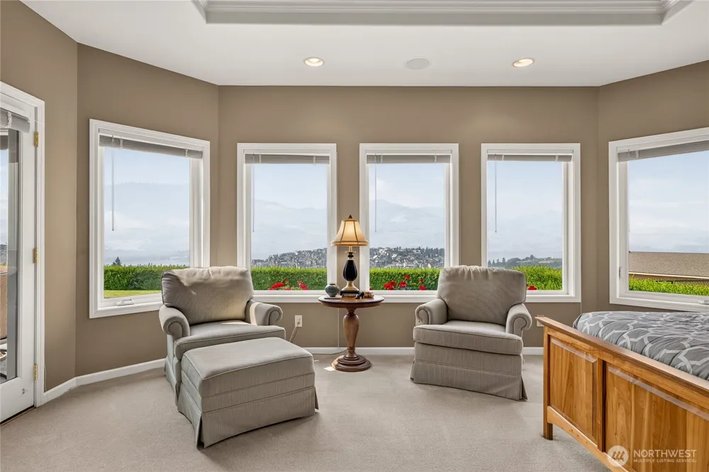 132 Bogey Boulevard Chelan, WA 98816