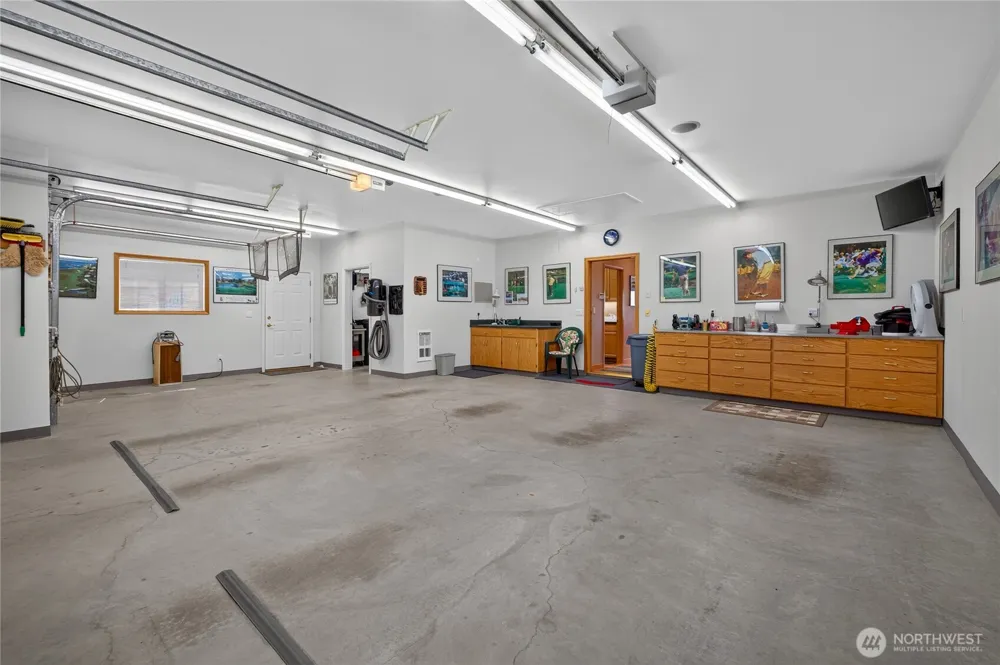 132 Bogey Boulevard Chelan, WA 98816