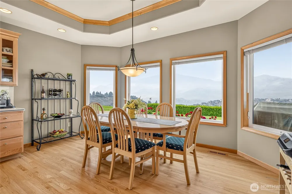 132 Bogey Boulevard Chelan, WA 98816