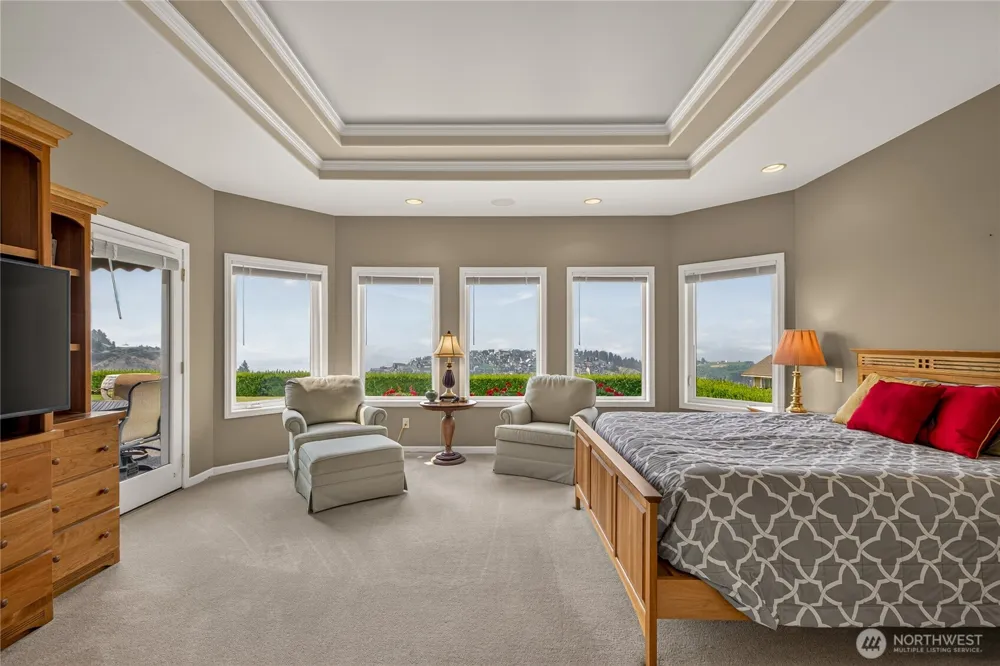 132 Bogey Boulevard Chelan, WA 98816