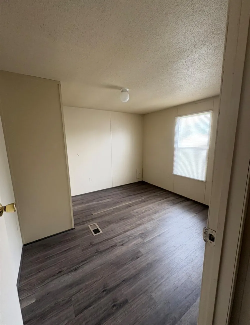 31812 Waller Tomball Road #6 Waller, TX 77484