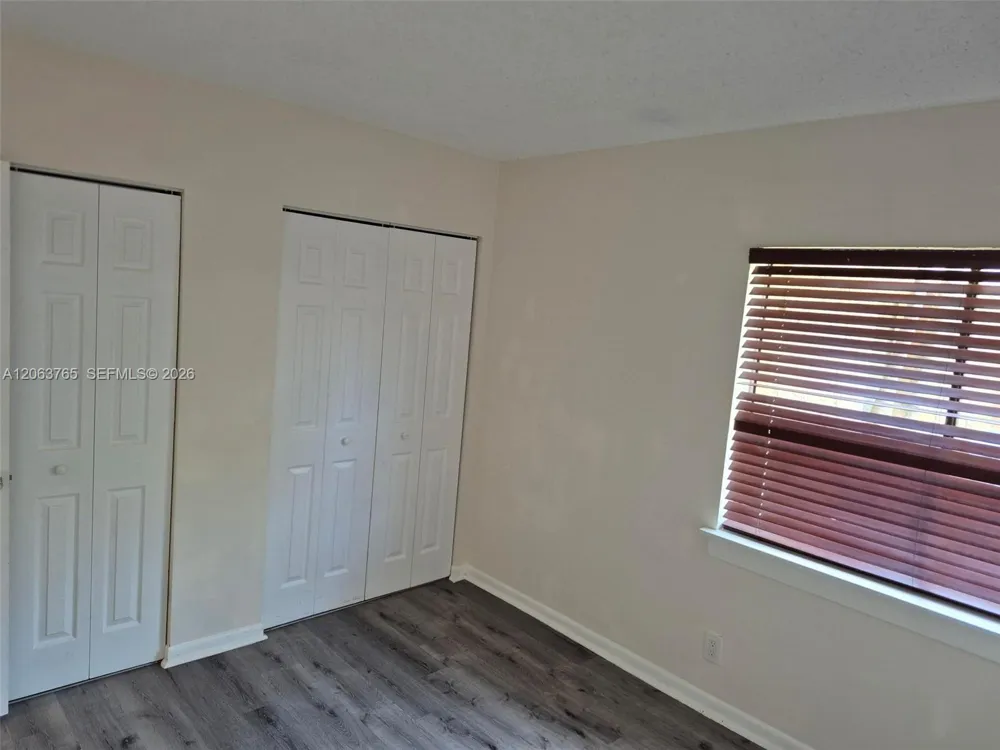 214 Wimbledon Lake Dr #57 Plantation, FL 33324