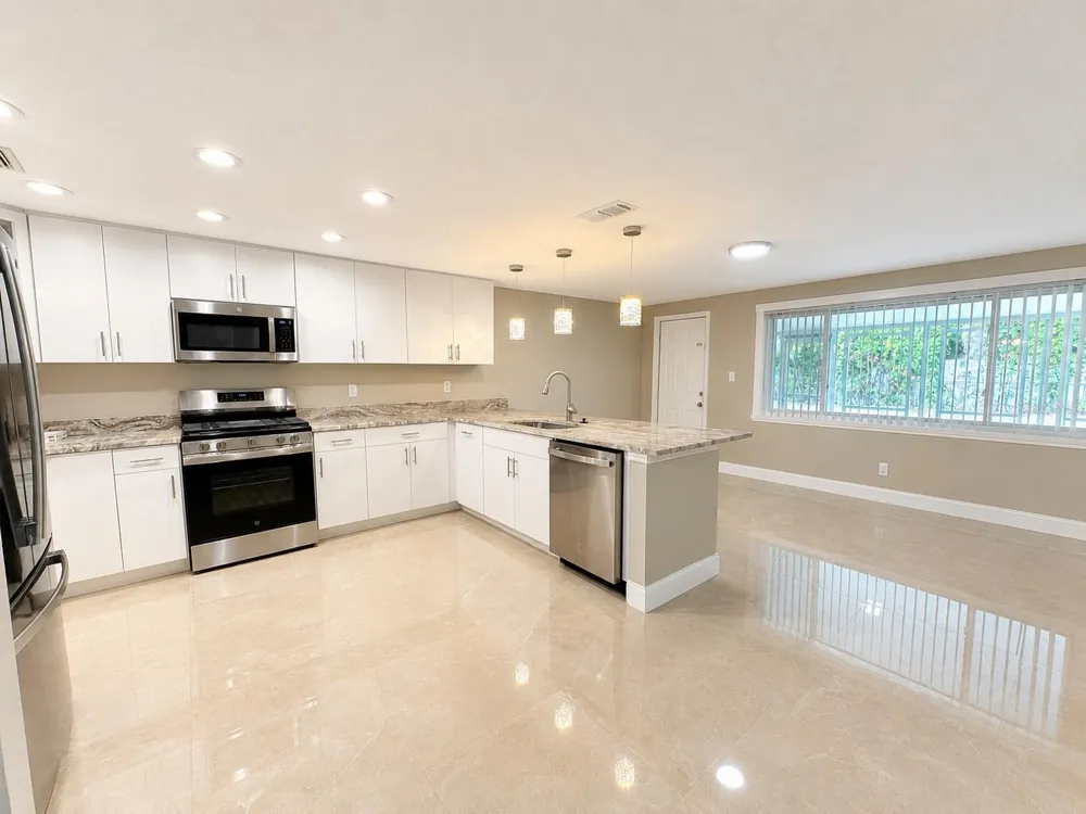 5419 DENVER STREET NE St Petersburg, FL 33703