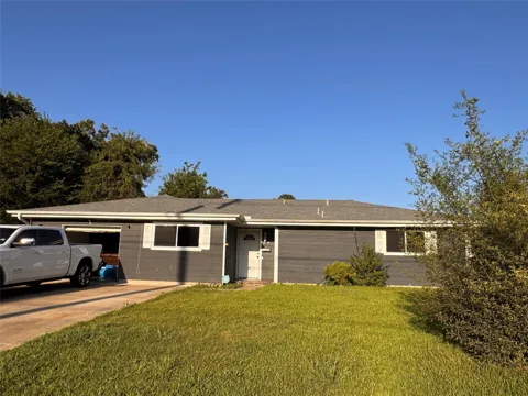 3890 Bristol Drive