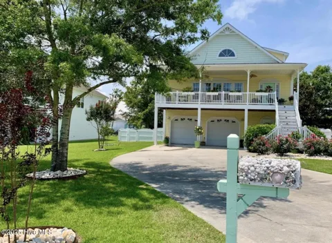 105 Everette Court