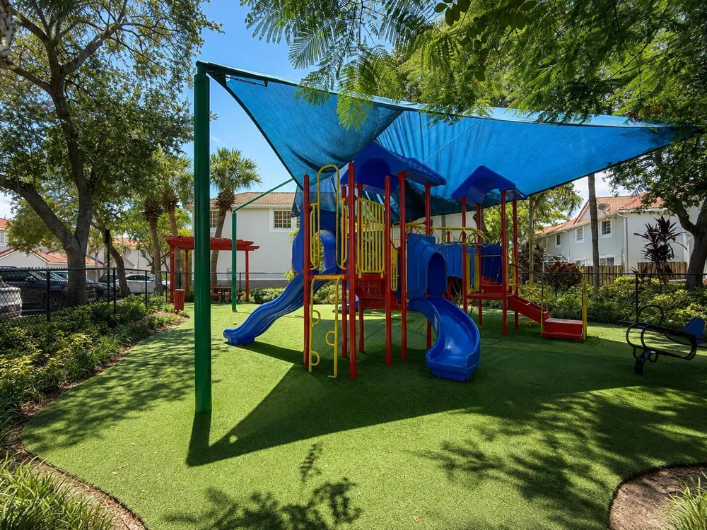 3660 San Simeon Circle Weston, FL 33331