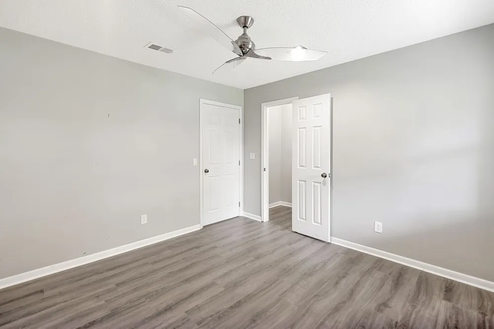 4116 Lakeshore Drive Lone Star, TX 75668
