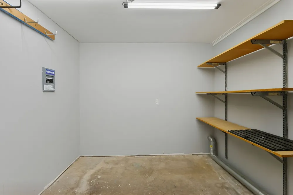4116 Lakeshore Drive Lone Star, TX 75668