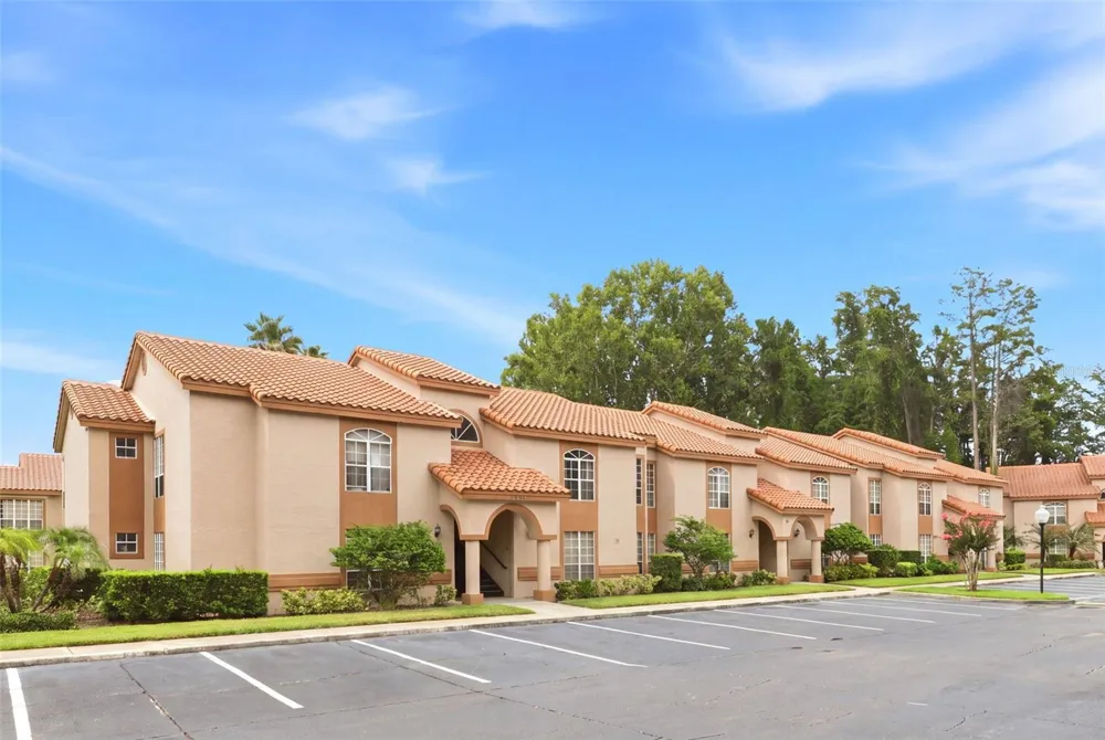 4696 SUSSEX TERRACE #202 Orlando, FL 32811