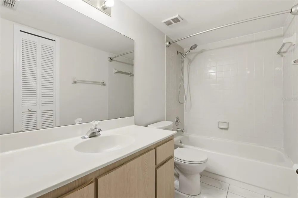 4696 SUSSEX TERRACE #202 Orlando, FL 32811
