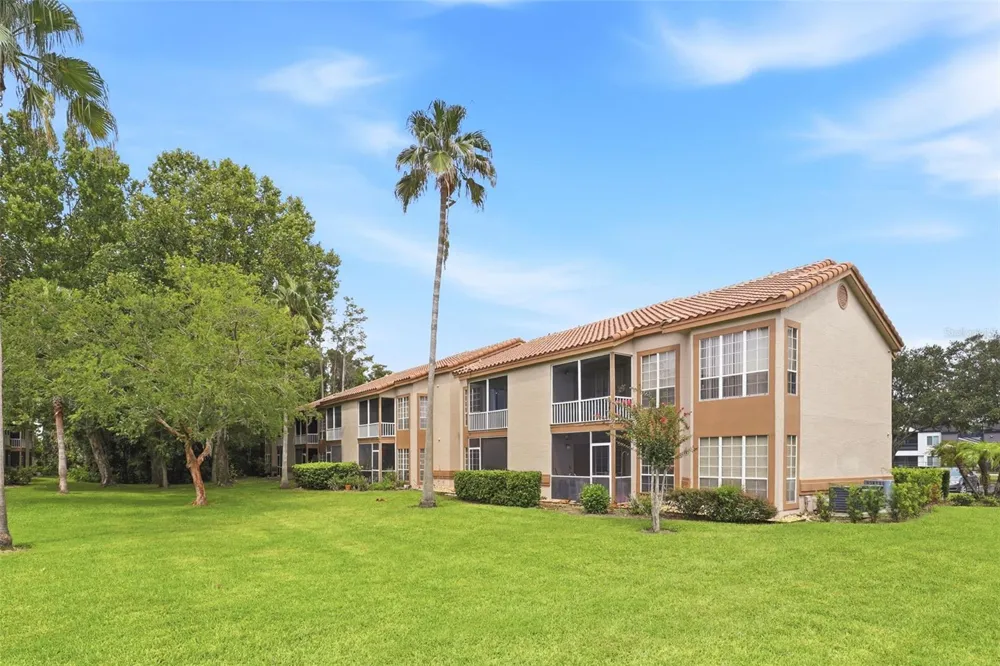 4696 SUSSEX TERRACE #202 Orlando, FL 32811