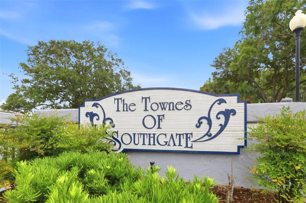 4696 SUSSEX TERRACE #202 Orlando, FL 32811