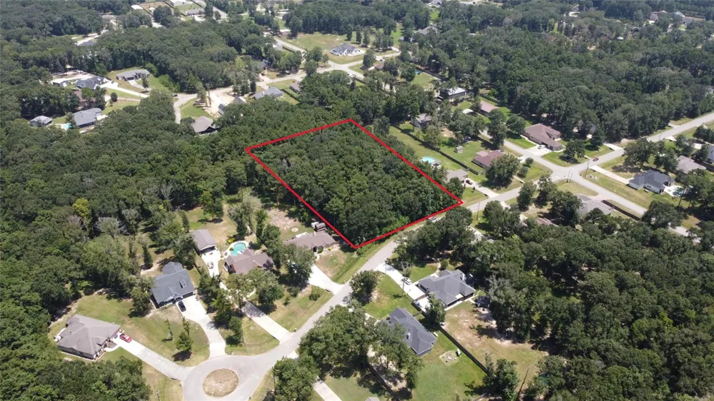 17019 N Mesa Dr Splendora, TX 77372