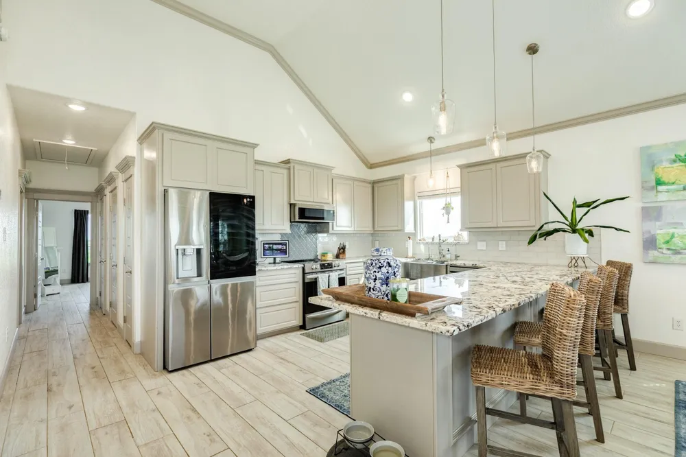 2631 Blue Water Hwy Surfside Beach, TX 77541
