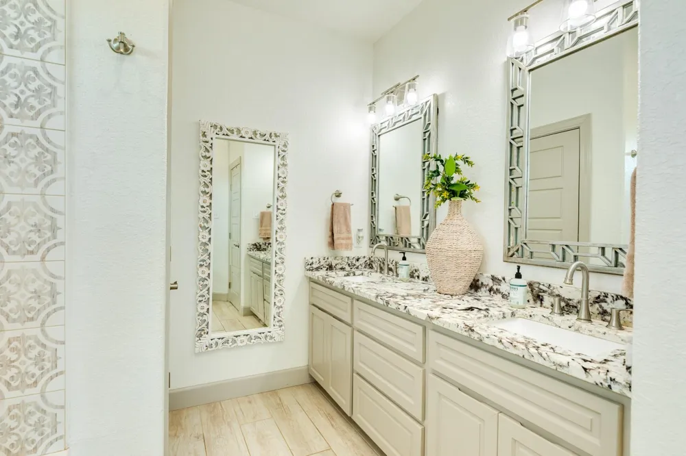2631 Blue Water Hwy Surfside Beach, TX 77541