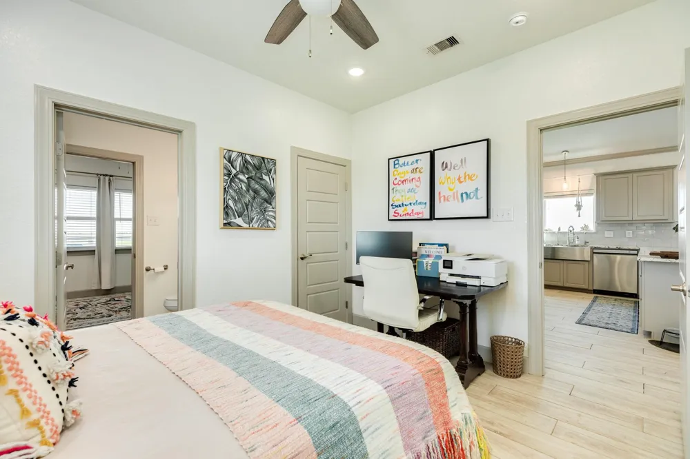 2631 Blue Water Hwy Surfside Beach, TX 77541