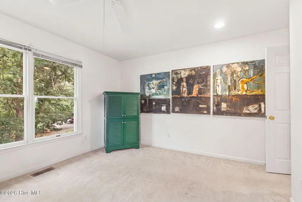 270 Oakleaf Drive Pine Knoll Shores, NC 28512