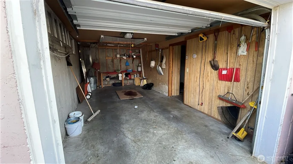 914 17th Avenue Oroville, WA 98844
