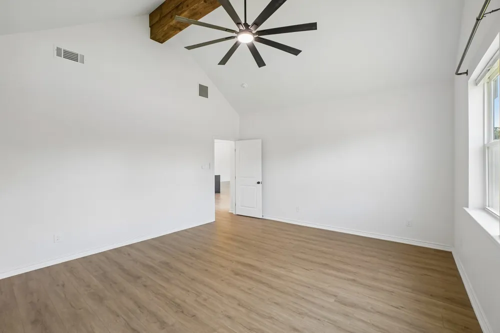 165 Rolling Bend Road Alvord, TX 76225