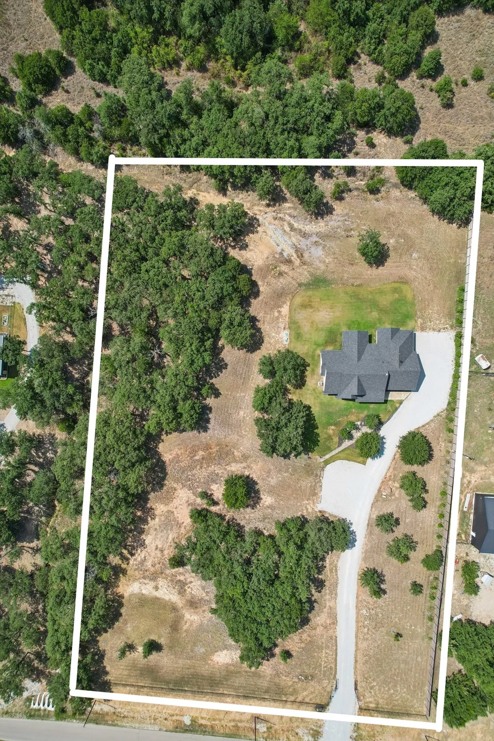 165 Rolling Bend Road Alvord, TX 76225