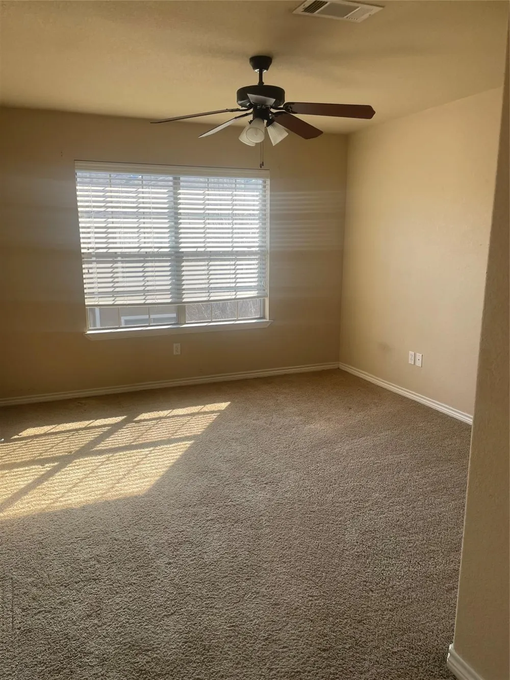 128 Bolero Way Huntsville, TX 77340