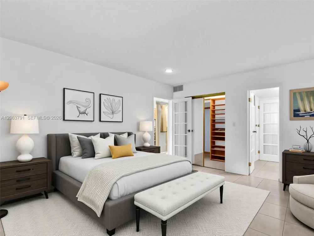 5001 W Oakland Park Blvd #106 Lauderdale Lakes, FL 33313
