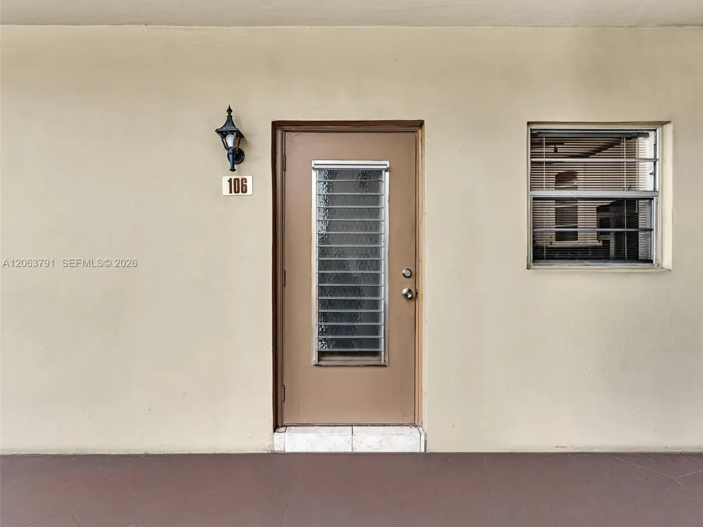 5001 W Oakland Park Blvd #106 Lauderdale Lakes, FL 33313