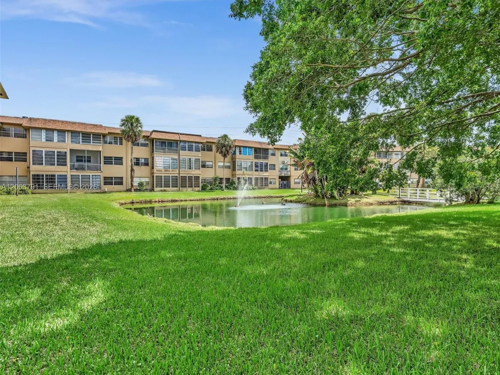 5001 W Oakland Park Blvd #106 Lauderdale Lakes, FL 33313