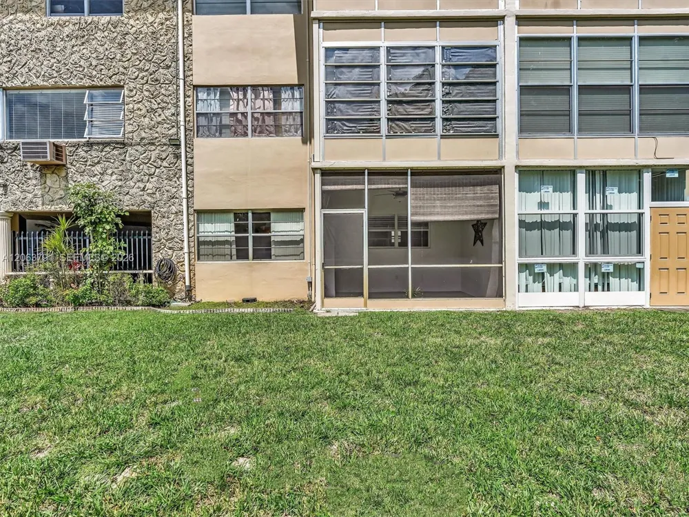 5001 W Oakland Park Blvd #106 Lauderdale Lakes, FL 33313