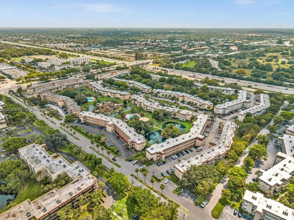 5001 W Oakland Park Blvd #106 Lauderdale Lakes, FL 33313