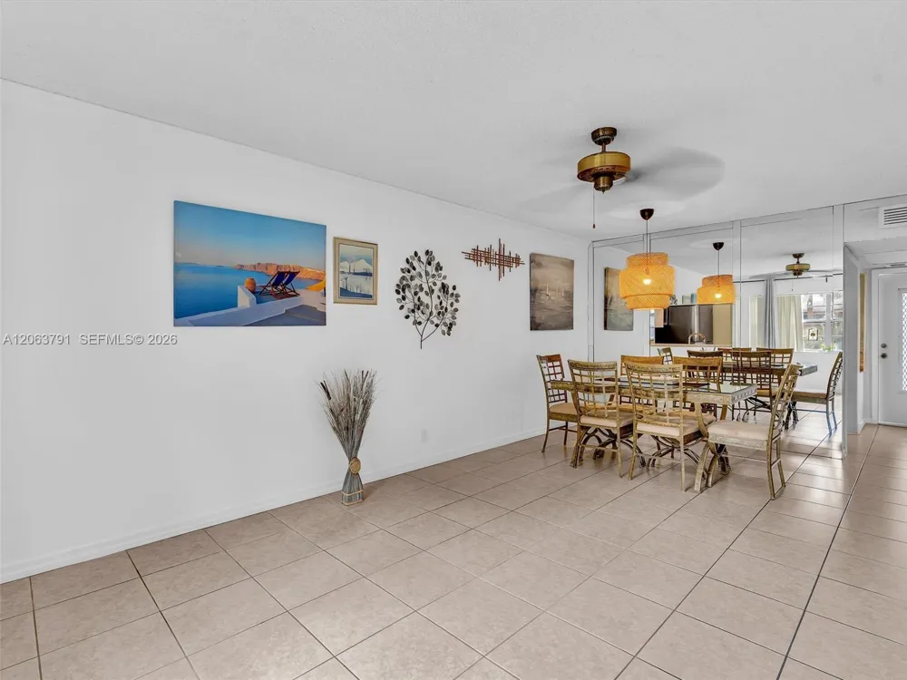 5001 W Oakland Park Blvd #106 Lauderdale Lakes, FL 33313