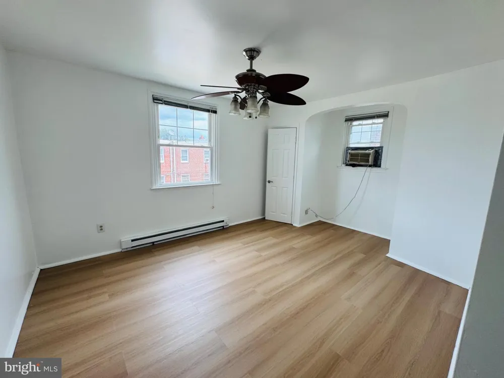 1223 KNORR STREET Philadelphia, PA 19111