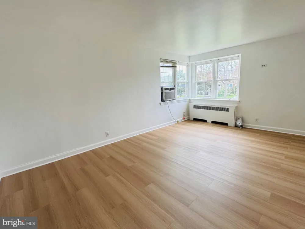 1223 KNORR STREET Philadelphia, PA 19111