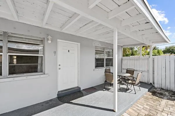1127 NE 5th Avenue Fort Lauderdale, FL 33304