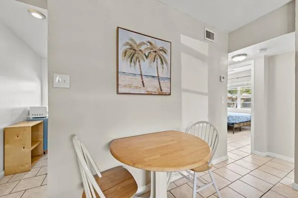 1127 NE 5th Avenue Fort Lauderdale, FL 33304