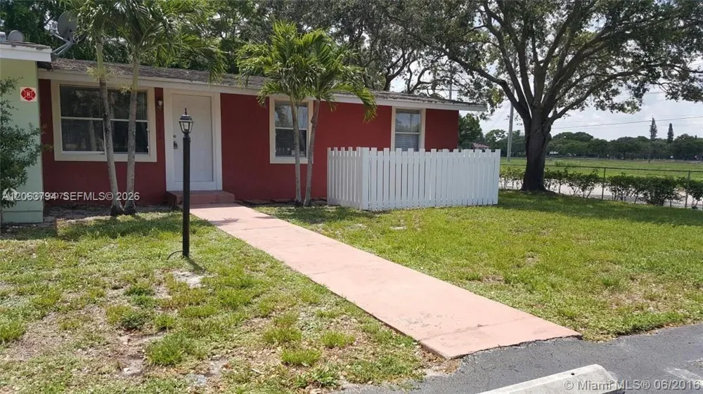 7142 Southgate Blvd #7142 Tamarac, FL 33321