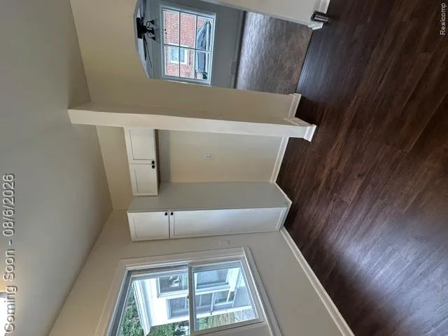 15346 Camden Avenue Eastpointe City, MI 48021