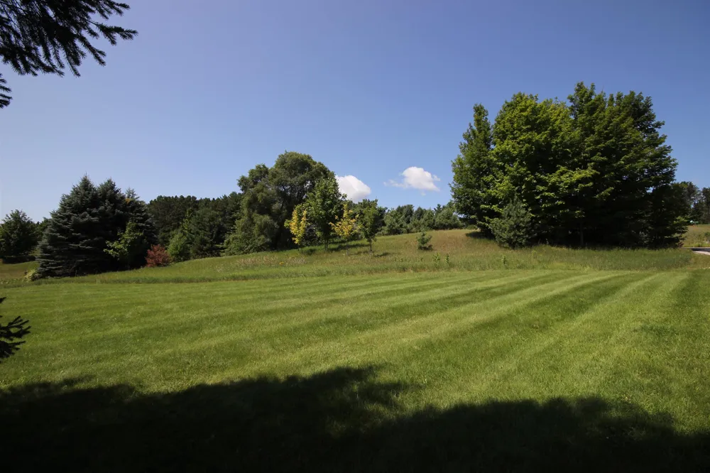 4545 S Pine Valley Court Bingham Township, MI 49682