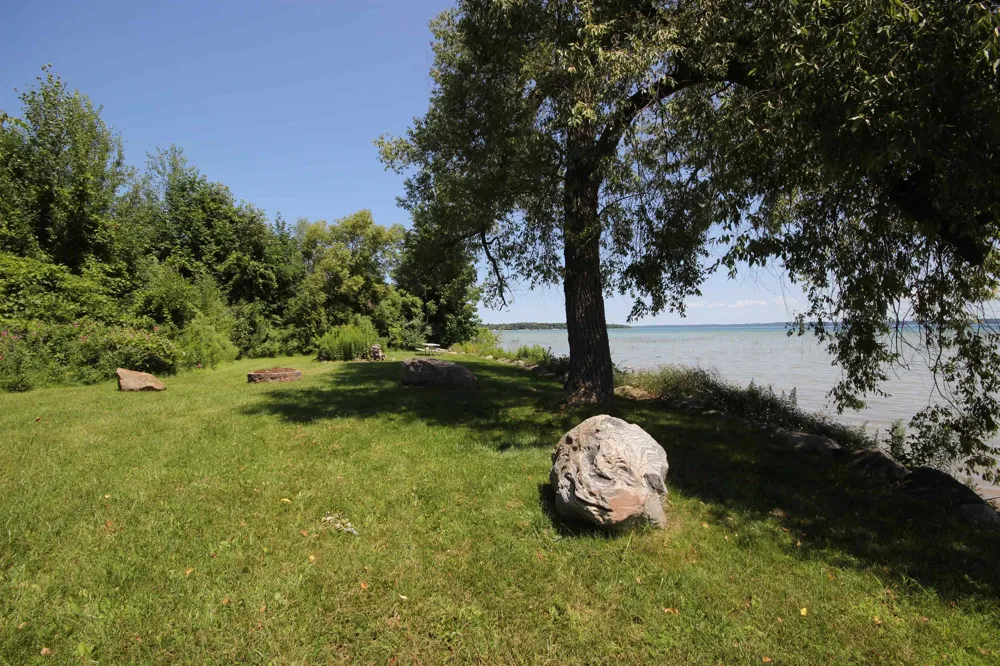 4545 S Pine Valley Court Bingham Township, MI 49682