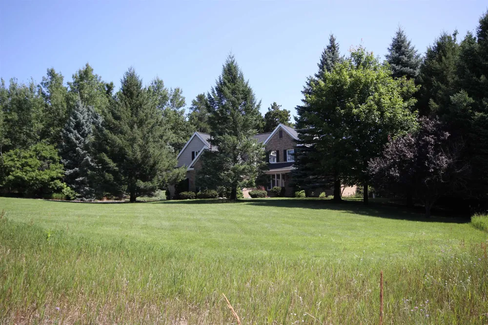 4545 S Pine Valley Court Bingham Township, MI 49682