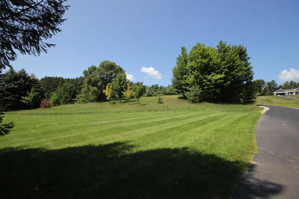 4545 S Pine Valley Court Bingham Township, MI 49682