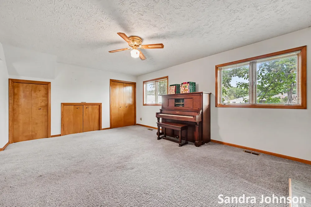 12725 Park Drive Yankee Springs Township, MI 49348
