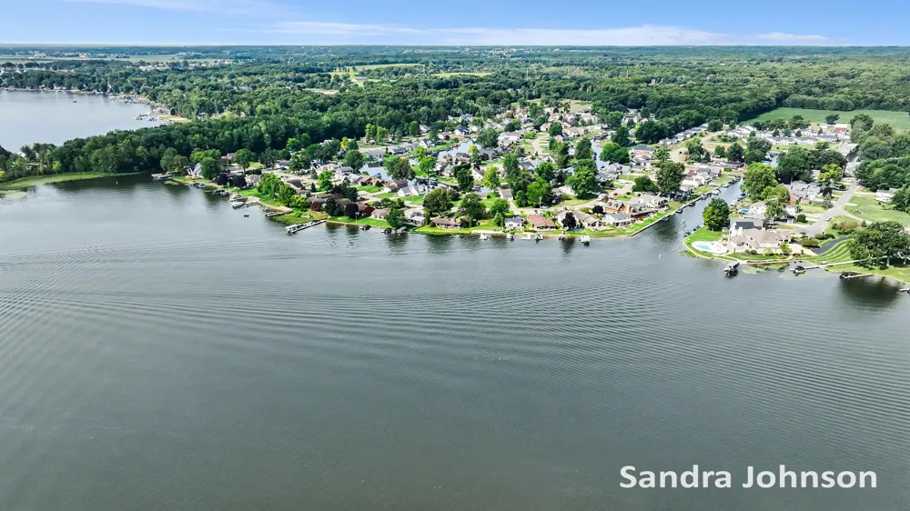 12725 Park Drive Yankee Springs Township, MI 49348
