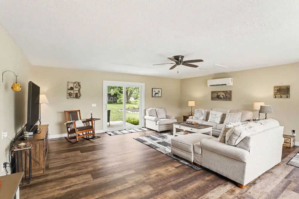 7590 W Wx Avenue Prairie Ronde Township, MI 49087