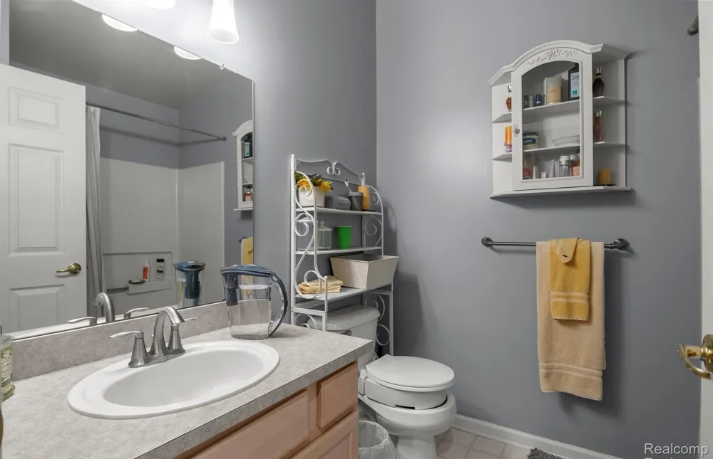 4242 Schaefer Road Dearborn City, MI 48126