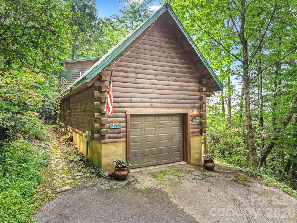 226 Signal Ridge #63 Sylva, NC 28779